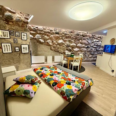 וילנה Six Apartment Simona מראה חיצוני תמונה